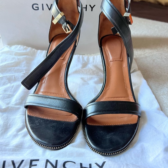 Givenchy heels - Picture 6 of 8